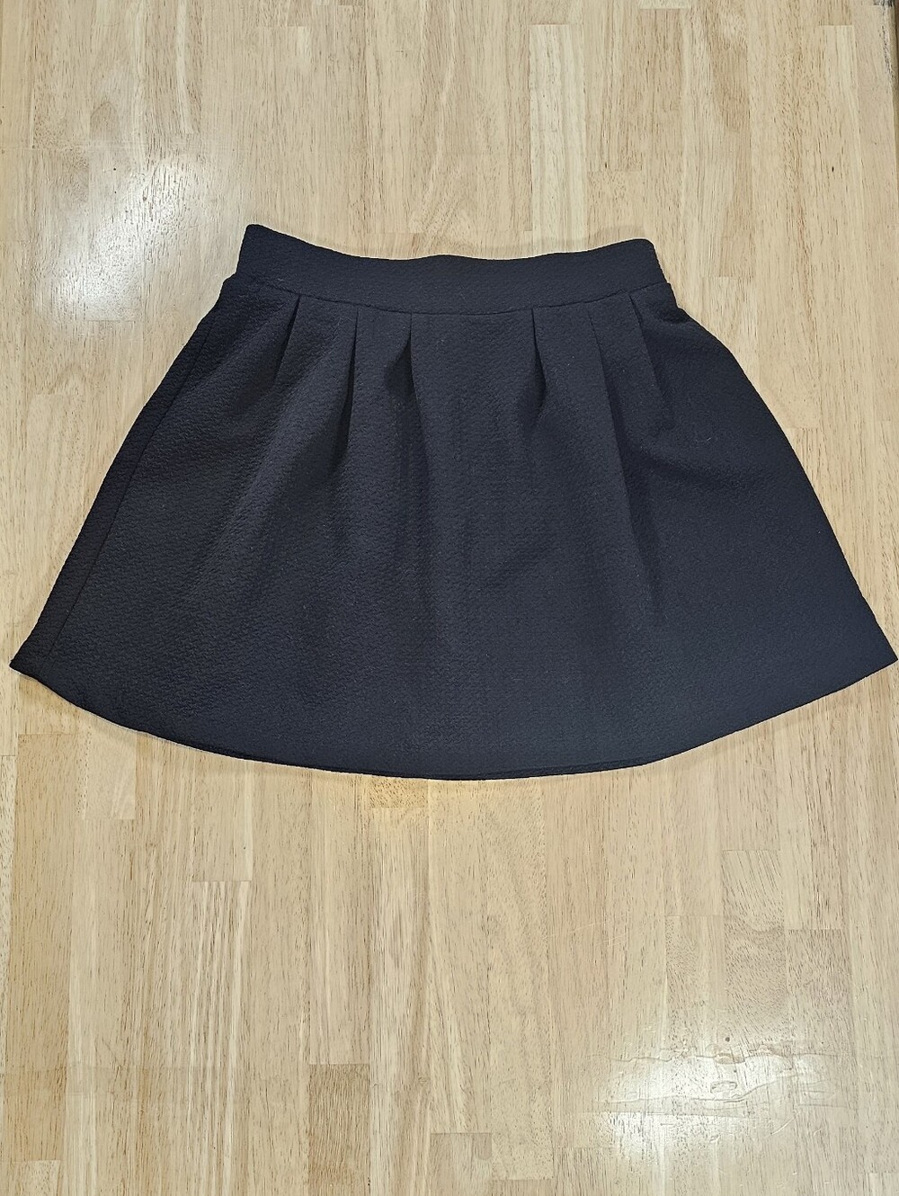 Candie's Pleated Textured Mini Skirt